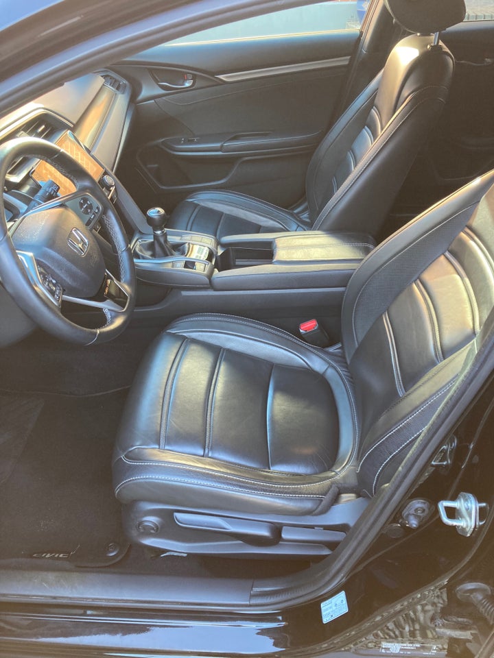 Honda Civic 1,6 i-DTEC Elegance aut. 5d