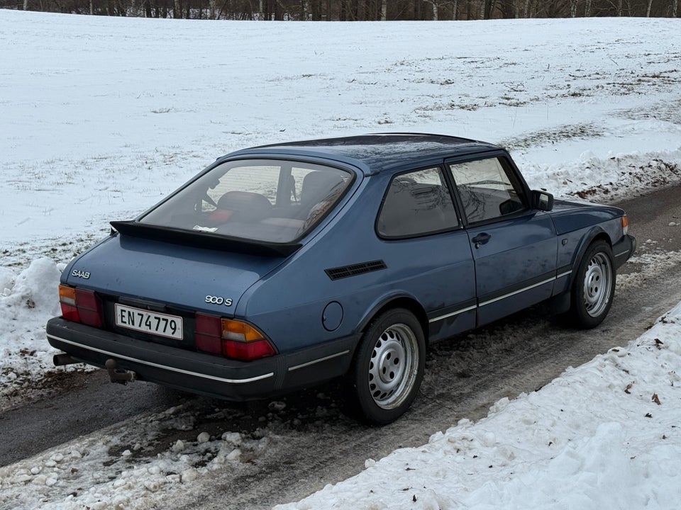 Saab 900 2,0 S Turbo 3d