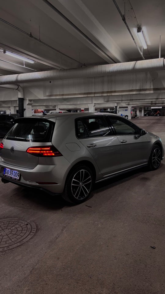 VW Golf VIII 1,4 GTE DSG 5d