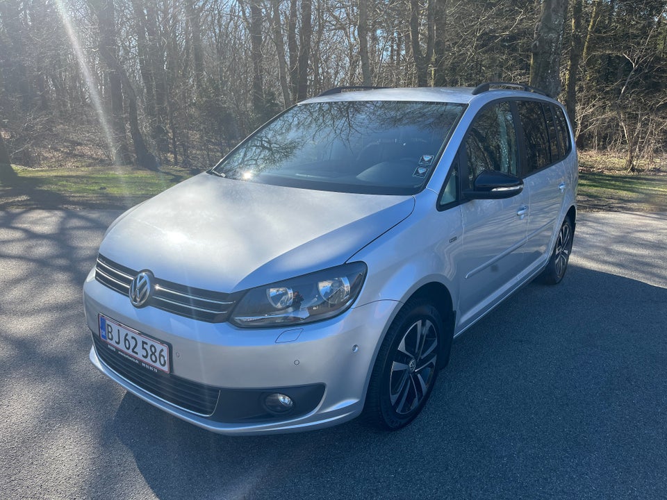 VW Touran 2,0 TDi 140 Comfortline DSG BMT 5d