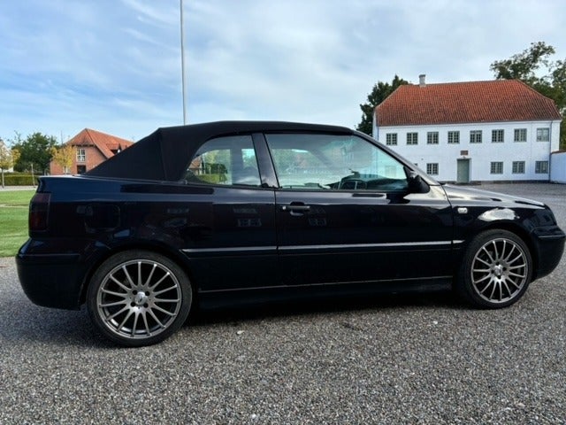 VW Golf IV 1,6 Trendline Cabriolet 2d