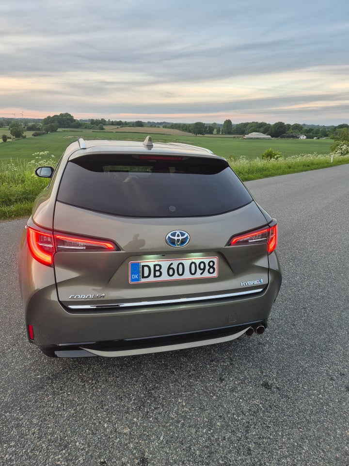 Toyota Corolla 2,0 Hybrid H3 Smart Touring Sports MDS 5d