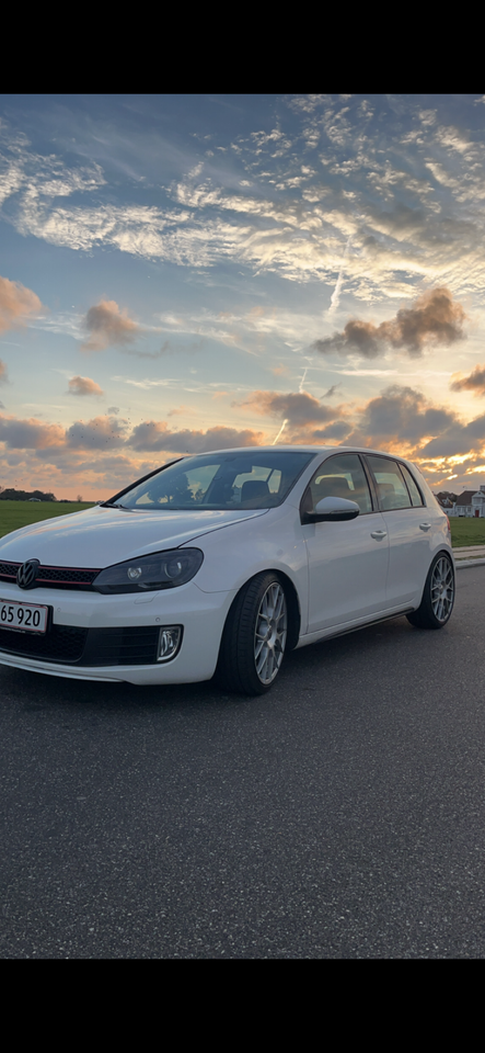 VW Golf VI 2,0 GTi DSG 5d