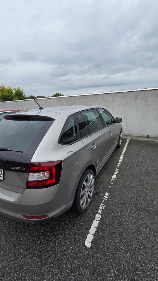 Skoda Rapid 1,2 TSi 90 Ambition Spaceback 5d