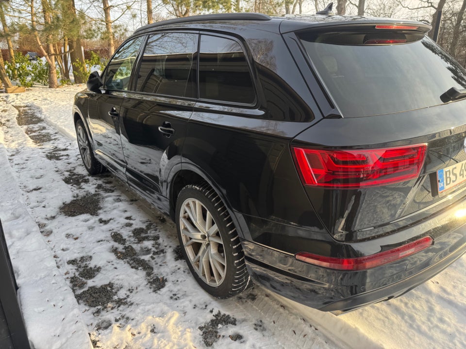 Audi Q7 3,0 TDi 272 quattro Tiptr. 7prs 5d
