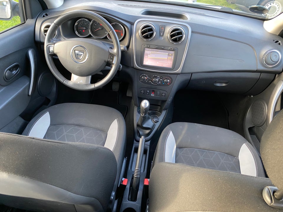 Dacia Sandero Stepway 0,9 TCe 90 Prestige 5d