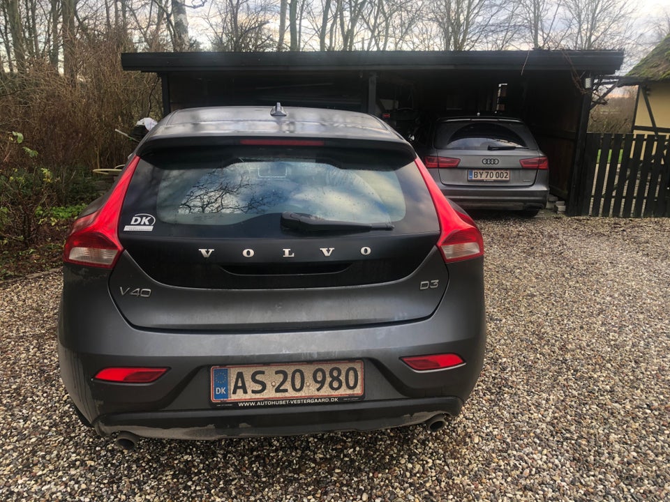 Volvo V40 2,0 D3 150 Kinetic 5d