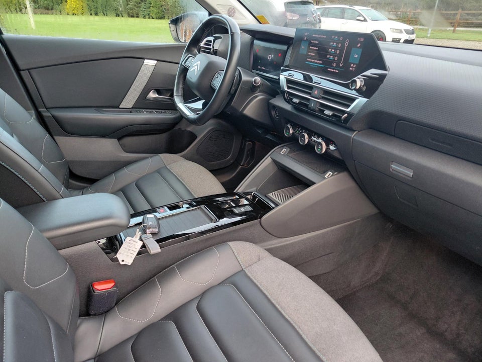 Citroën C4 1,2 PureTech 130 Shine EAT8 5d