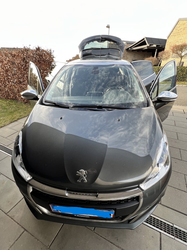 Peugeot 208 1,6 BlueHDi 100 Desire Sky 5d