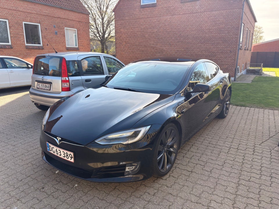 Tesla Model S 75 5d