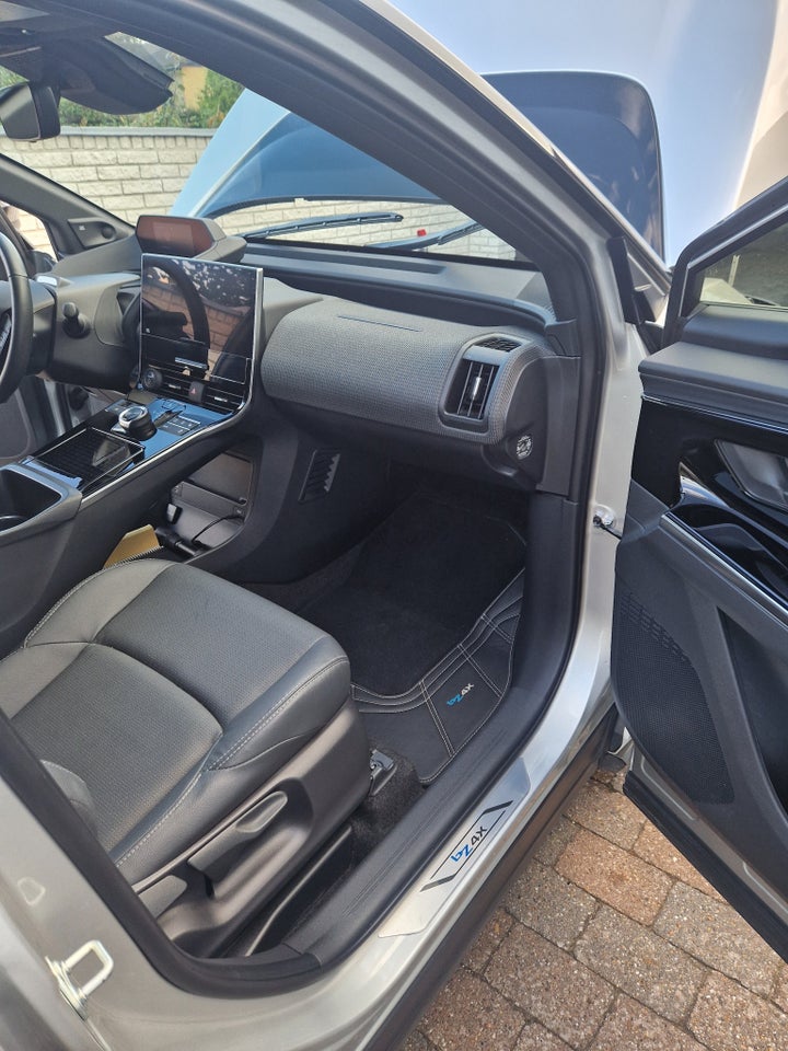 Toyota bZ4X Executive Premium 5d