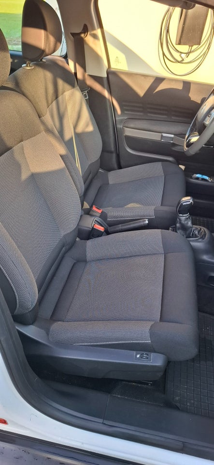 Citroën C4 Cactus 1,6 BlueHDi 100 Cool Comfort 5d