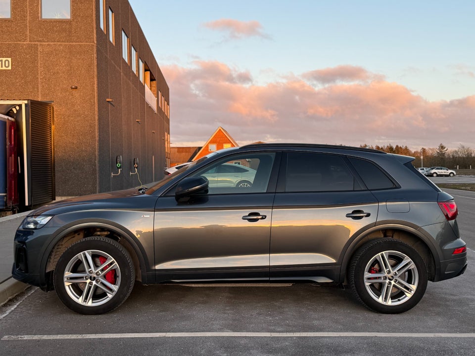 Audi Q5 50 TFSi e S-line quattro S-tr. 5d