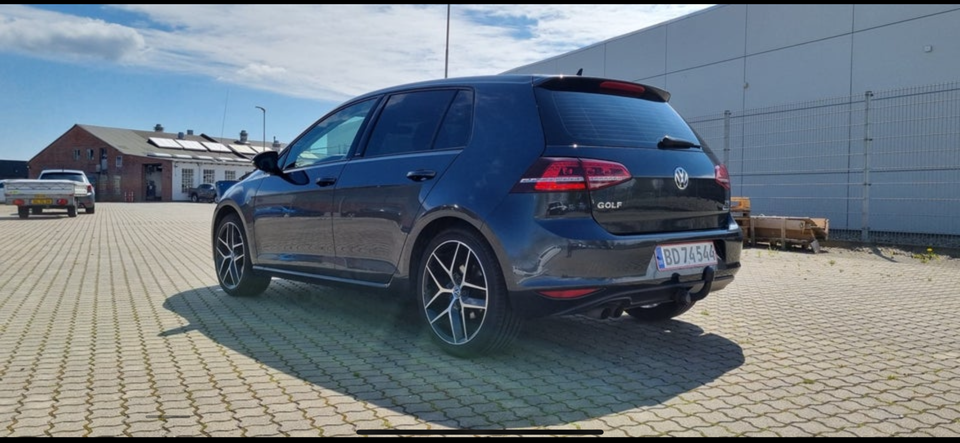 VW Golf VII 1,4 TSi 125 Allstar BMT 5d