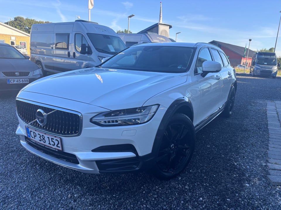 Volvo V90 CC 2,0 D4 190 Pro aut. AWD 5d