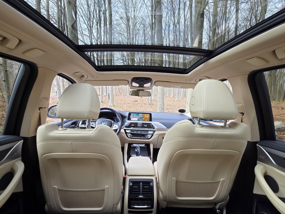 BMW iX3 Charged Impressive 5d