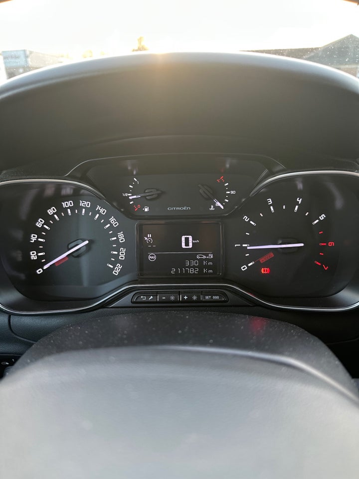 Citroën C3 1,5 BlueHDi 100 Shine Van 5d