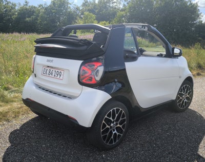 Smart Fortwo  EQ Cabriolet 2d
