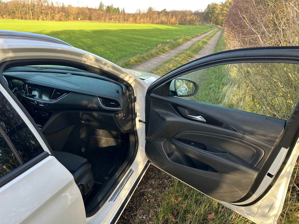 Opel Insignia 1,6 CDTi 136 Dynamic Sports Tourer aut. 5d