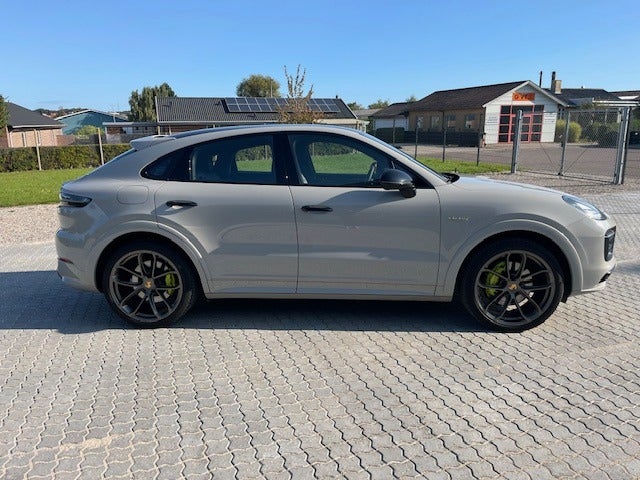 Porsche Cayenne 3,0 E-Hybrid Tiptr. 5d