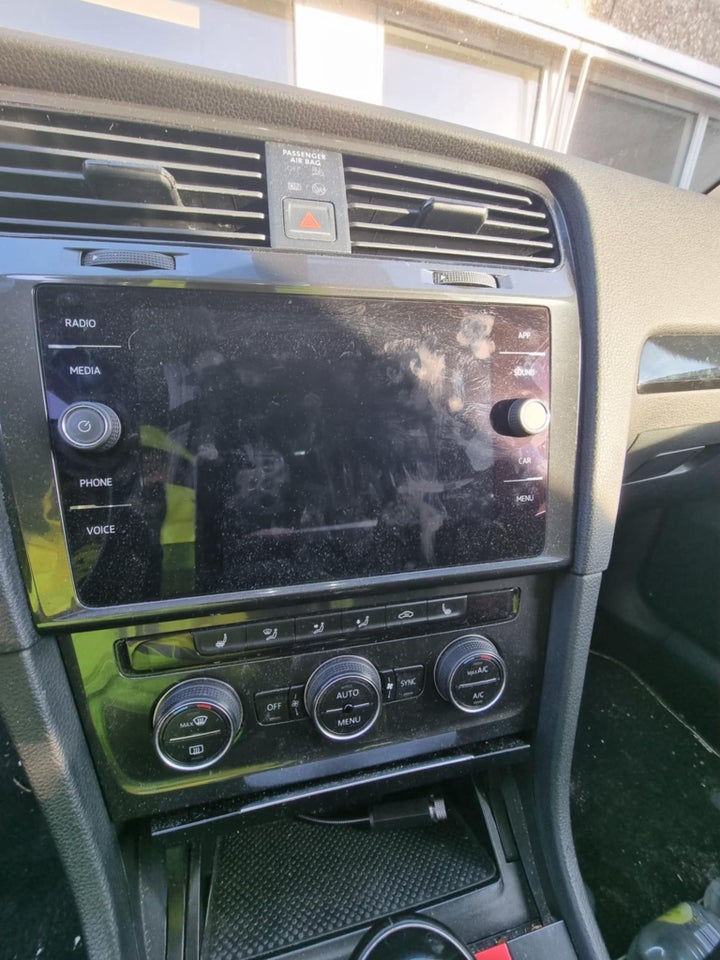 VW Golf VII 1,5 TSi 130 Comfortline 5d