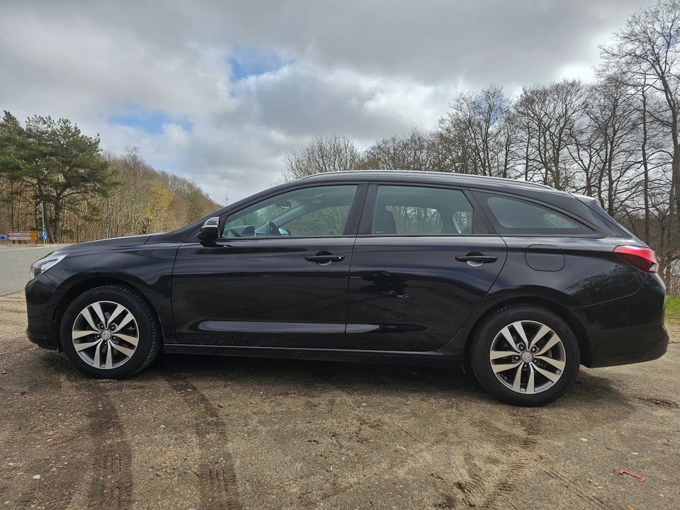 Hyundai i30 1,0 T-GDi Life+ 5d