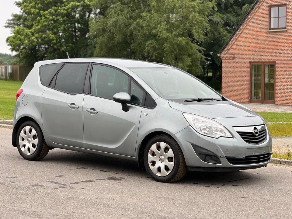 Opel Meriva 1,4 T 120 Cosmo aut. 5d