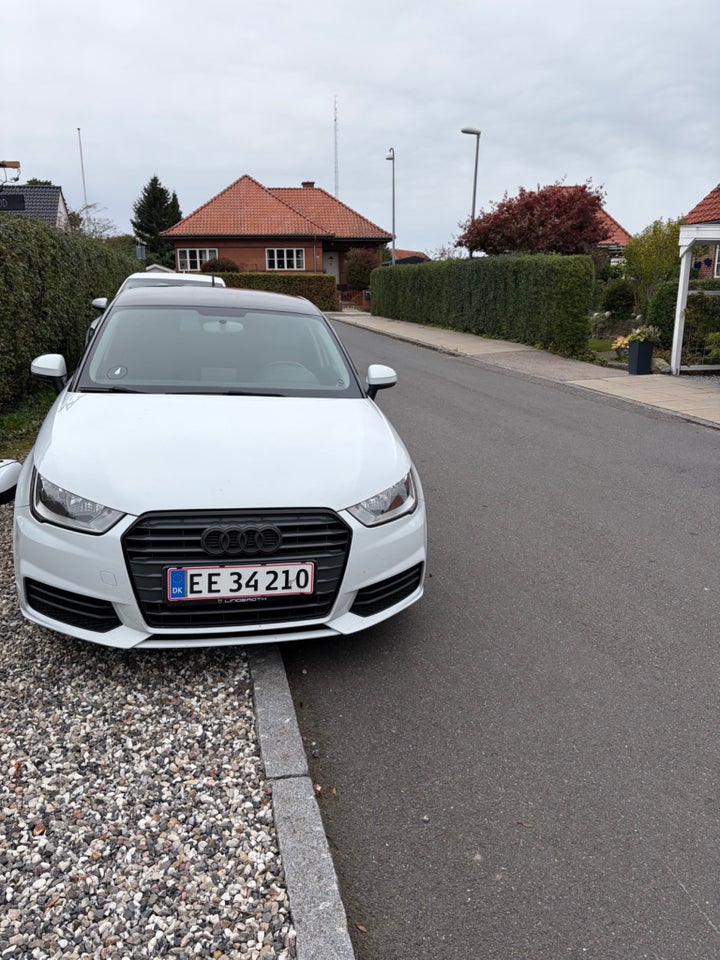 Audi A1 1,0 TFSi 95 Sport Sportback 5d