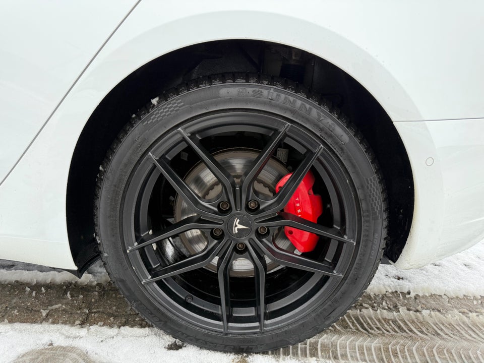 Tesla Model 3 Performance AWD 4d