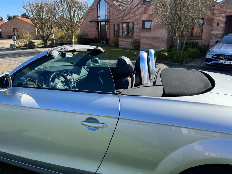 Audi TT 2,0 TFSi Roadster 2d