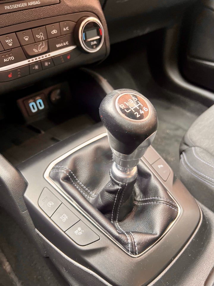 Ford Focus 1,5 EcoBlue Titanium Van 5d