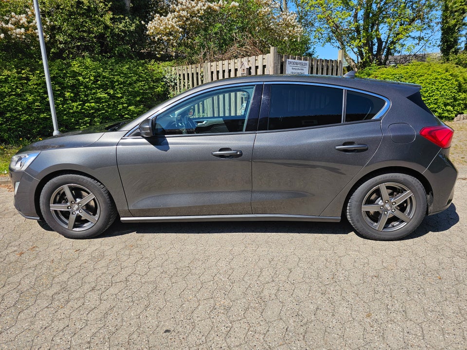 Ford Focus 1,5 TDCi 120 Titanium 5d