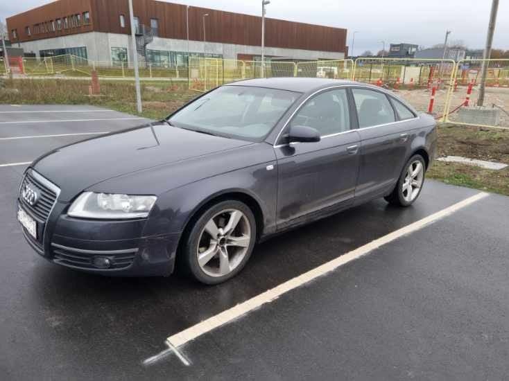 Audi A6 2,4 V6 Multitr. 4d