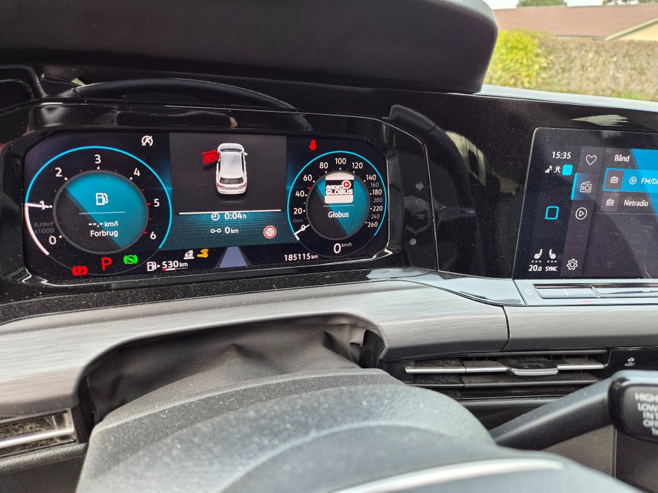 VW Golf VIII 2,0 TDi 150 Style DSG 5d