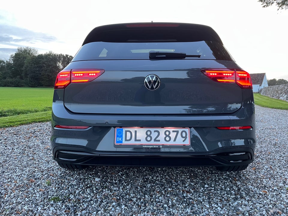 VW Golf VIII 1,4 GTE DSG 5d