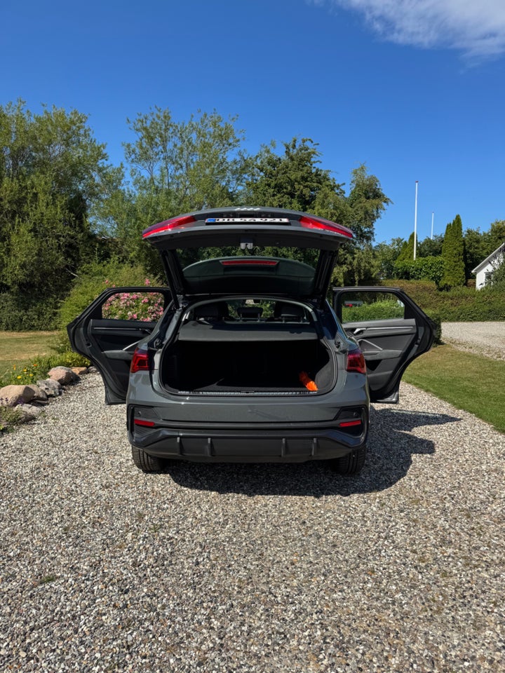 Audi Q3 45 TFSi e Attitude plus Sportback S-tr. 5d