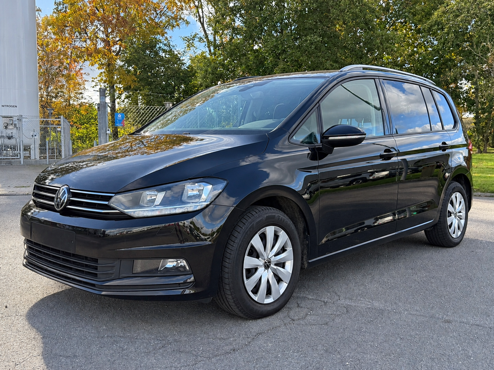 VW Touran 2,0 TDi 122 Comfortline Van 5d
