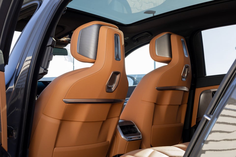 BMW i7 eDrive50 M-Sport 4d