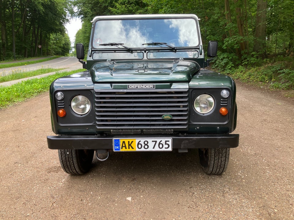 Land Rover Defender 90 2,5 TD5 Hard Top 3d