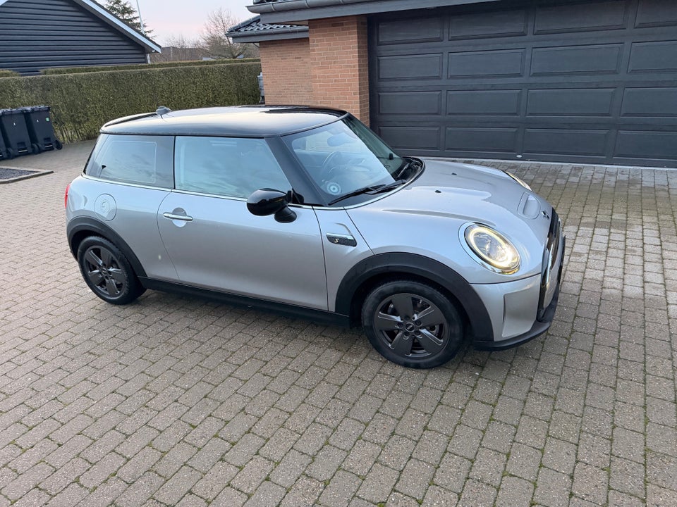 MINI Cooper SE Maximise 3d