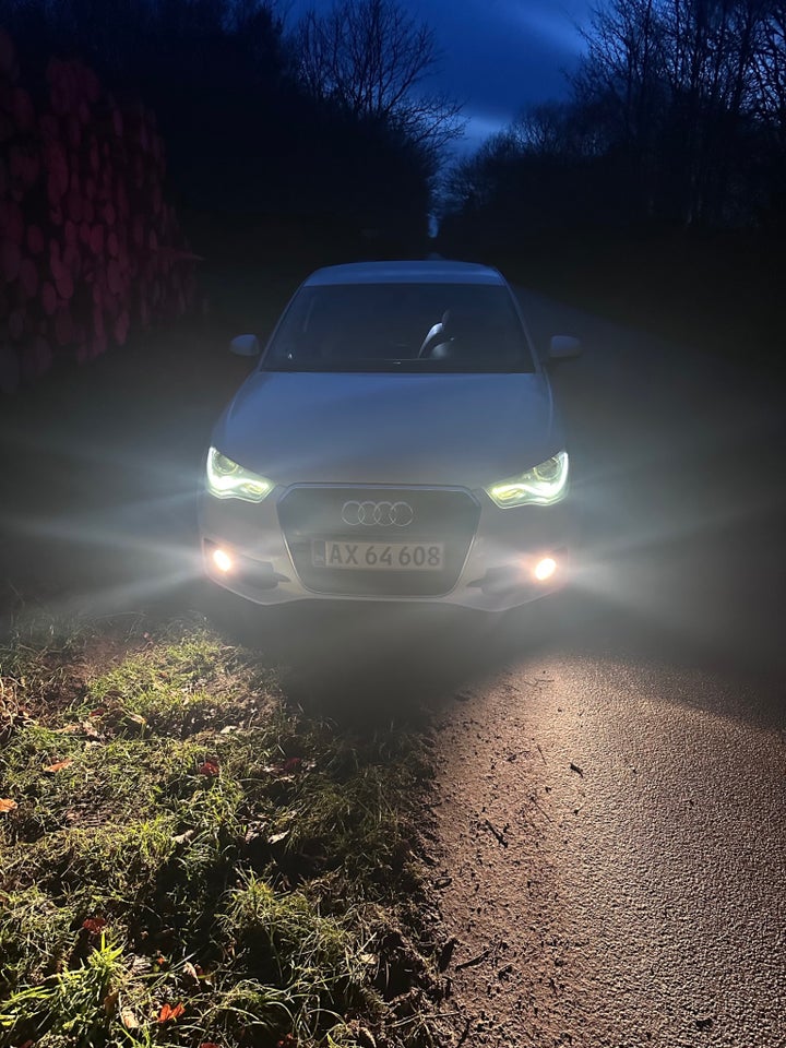 Audi A1 1,4 TFSi 185 Ambition S-line S-tr. 3d