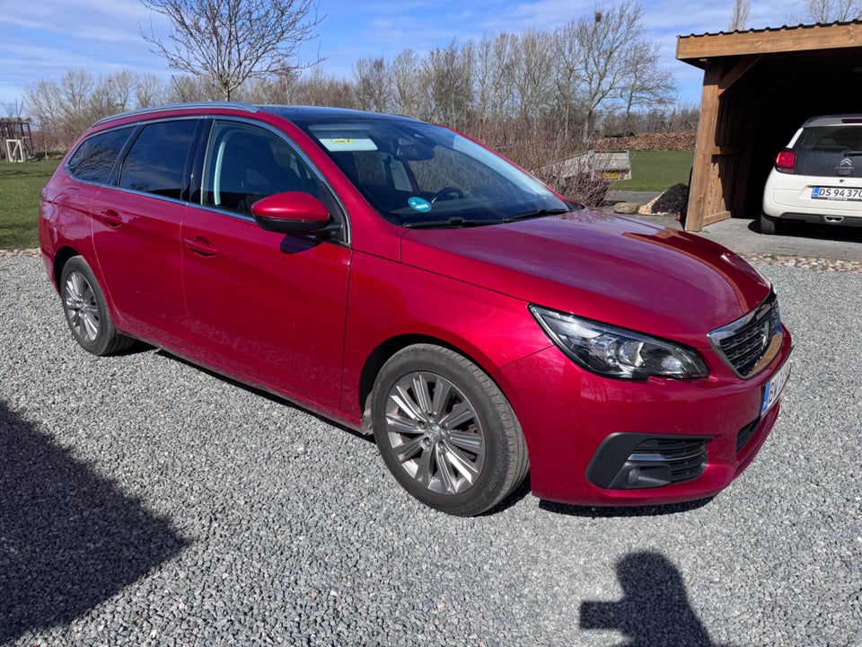 Peugeot 308 1,6 BlueHDi 120 Allure Sky SW 5d