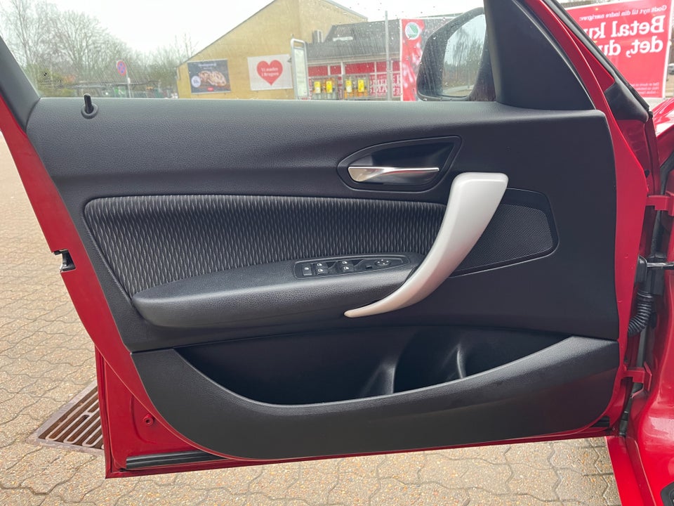 BMW 118d 2,0 aut. 5d