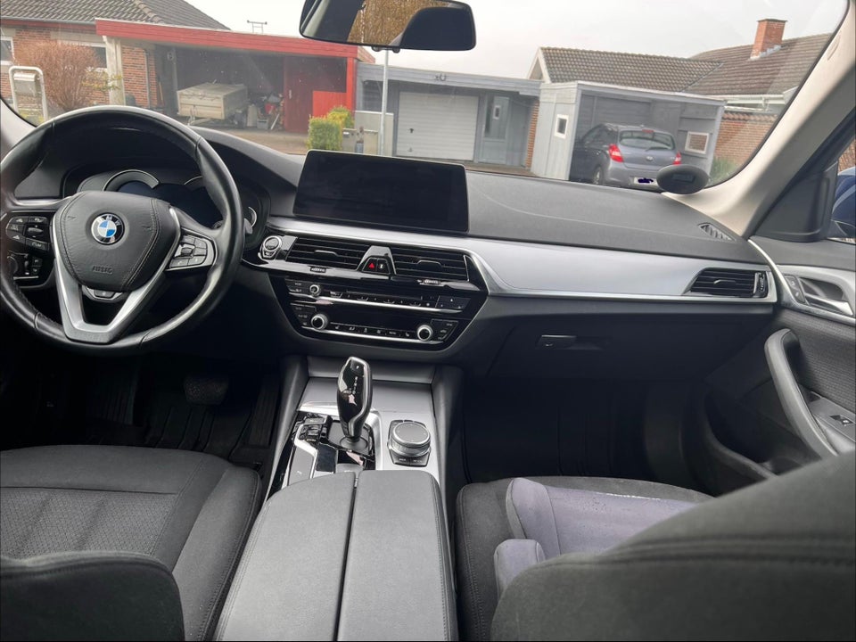 BMW 530i 2,0 Connected aut. 4d