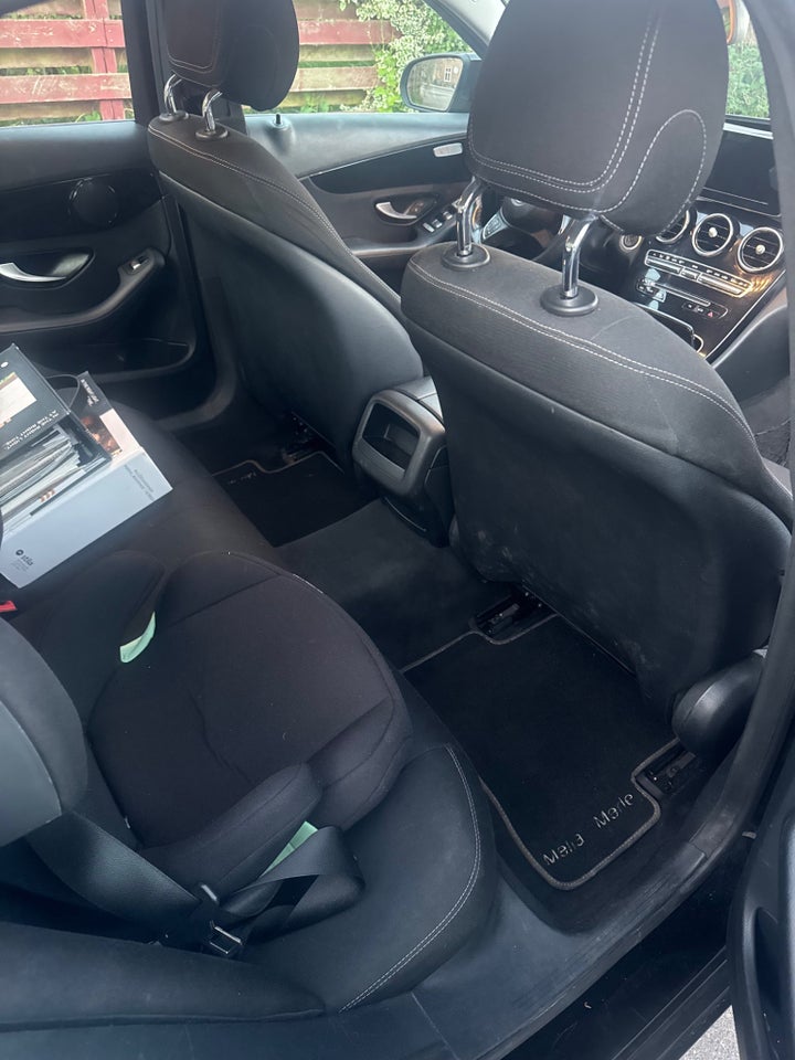 Mercedes C220 2,2 BlueTEC Avantgarde stc. 5d