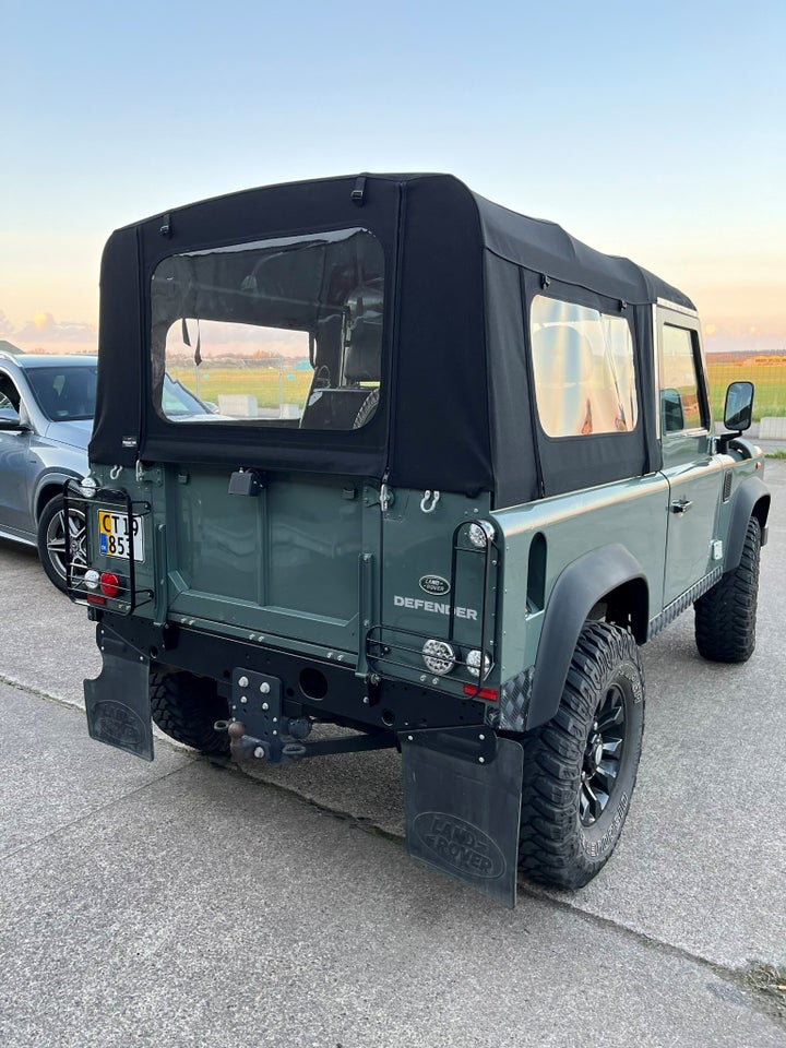 Land Rover Defender 90 2,2 TD Hard Top 2d