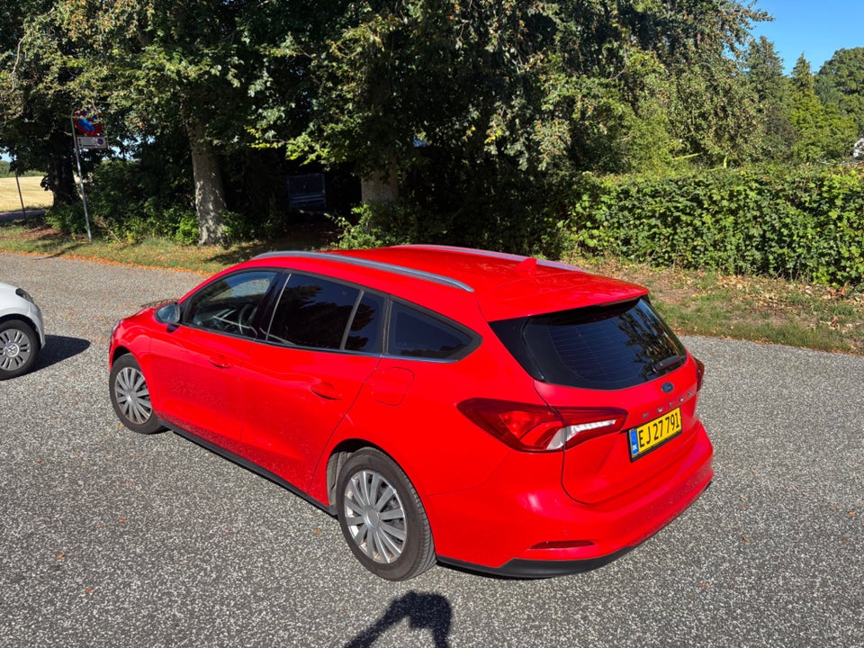 Ford Focus 1,5 EcoBlue Titanium stc. Van 5d