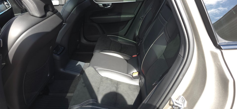 Volvo V90 2,0 T6 ReCharge R-Design aut. AWD 5d