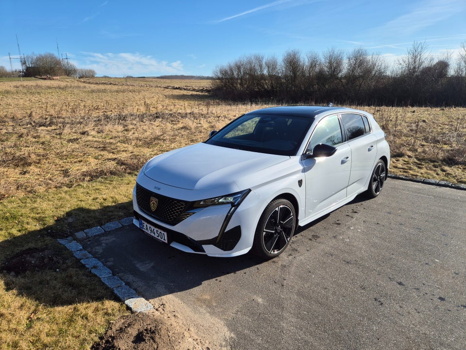 Peugeot e-308 54 GT 5d