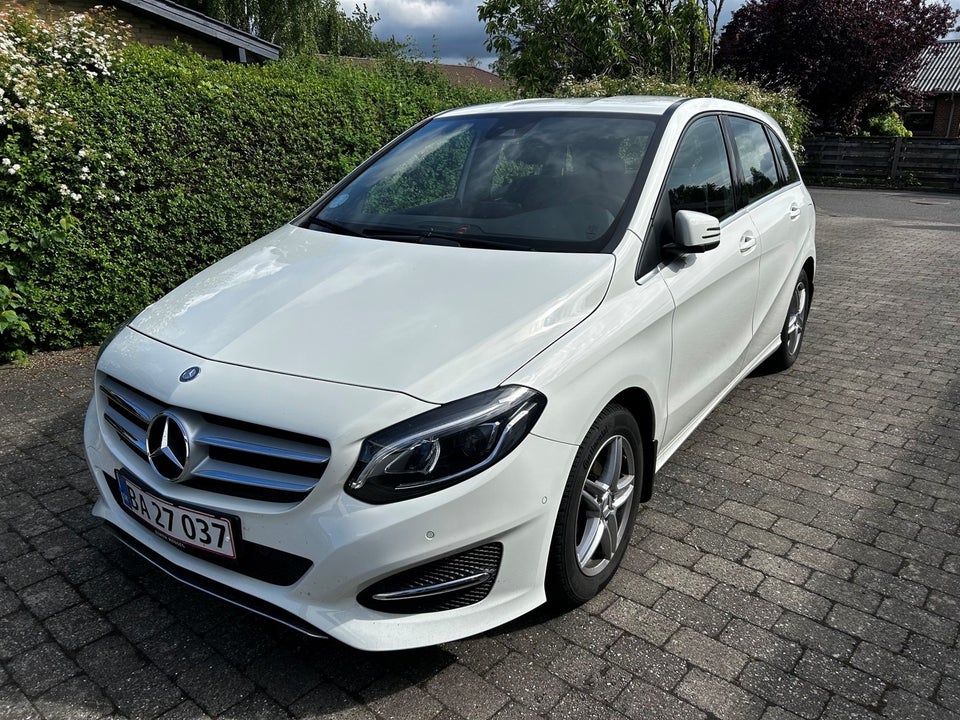 Mercedes B220 2,0 aut. 4Matic 5d